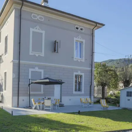 *villa Giusti Liberty Home* Bbq Wifi Parking * لوكا
